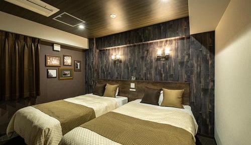 Twin Room with Extra Bed