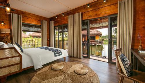 Double Room with Lake View