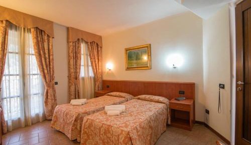 Twin Room with Balcony