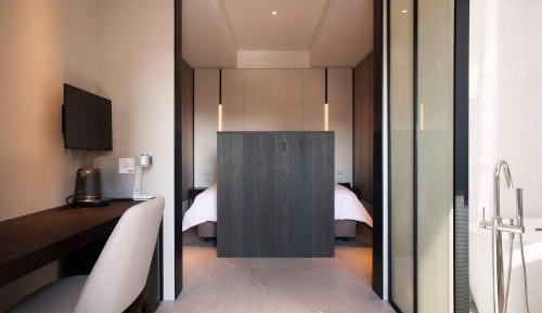 Superior Double Room with Bath
