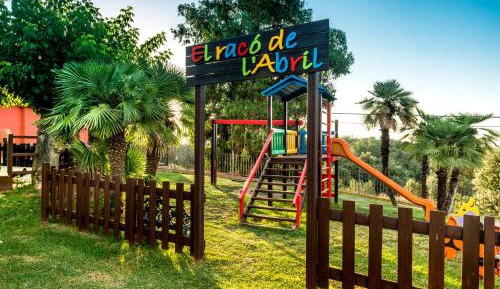 Triple Room with Terrace and Spa Access