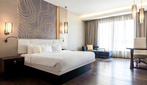 Collection Superior Room with Pool View