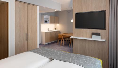 Queen Suite with Sofa Bed