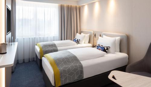 Standard Twin Room - Free Breakfast
