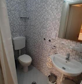 Small Single Room