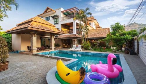 Villa with Private Pool