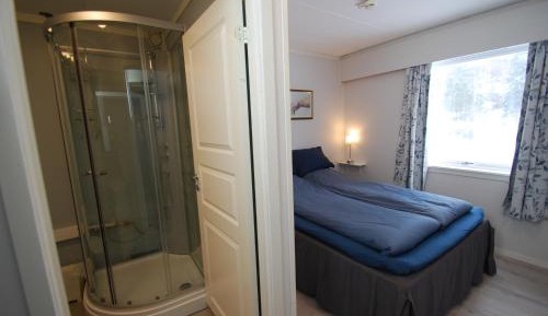 Deluxe Double Room (2 Adults + 1 Child)