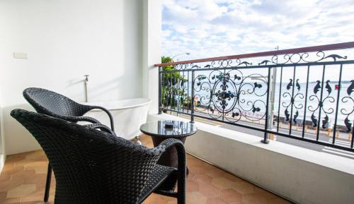 Double Room with Balcony and Sea View