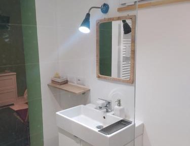 Double or Twin Room with Private Bathroom