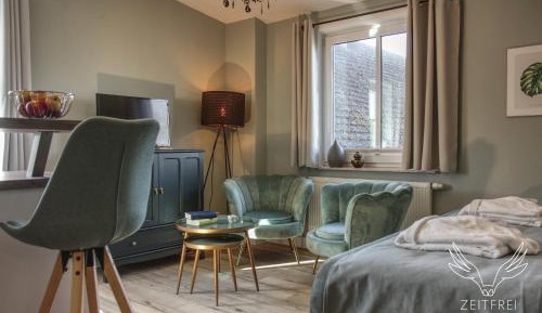 Studio with Garden View