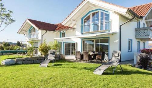 Two-Bedroom Holiday Home