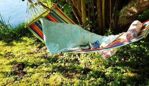Apartment with Garden View