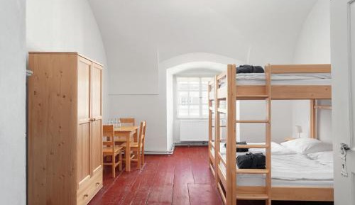 Quadruple Room with Shared Bathroom