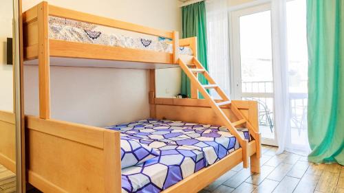 Triple Room with Pool View