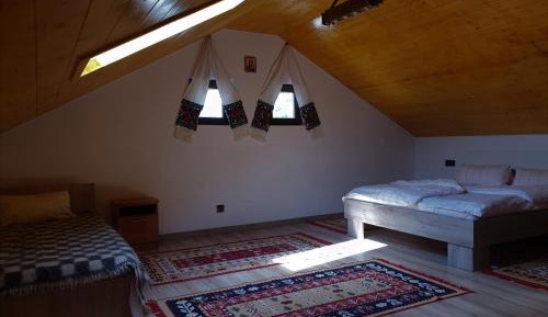 Triple Room with Private Bathroom