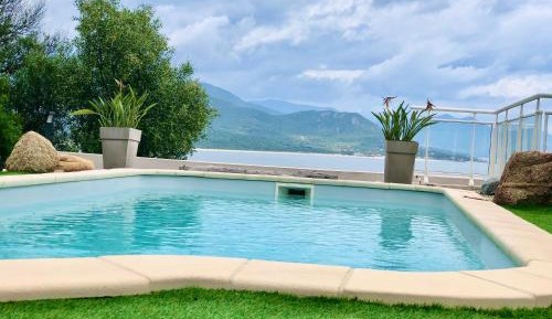 Villa with Sea View and Private Pool