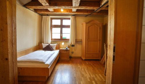 Standard Single Room