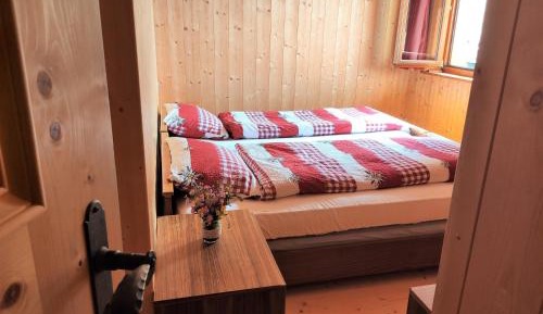 Double or Twin Room with Shared Bathroom