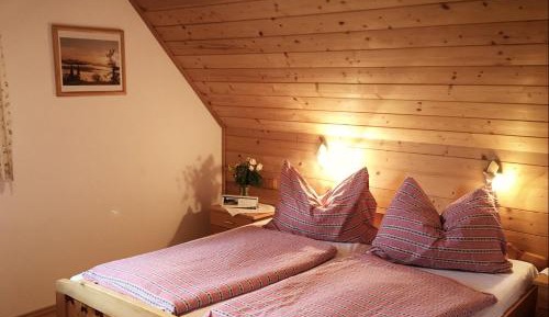 Apartment with Mountain View