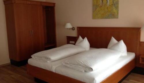Deluxe Apartment (3 Adults)