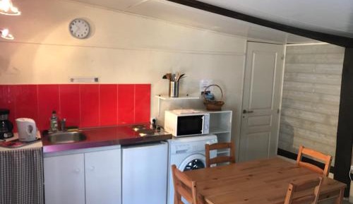One-Bedroom House