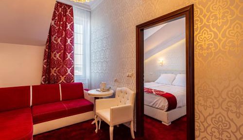 Deluxe Double Room with Bath