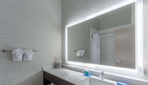 Standard Room with Two Queen Beds