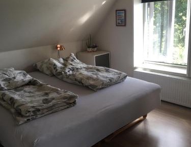 Double Room with Lake View (1st Floor)