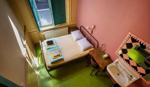 Twin Room with Bathroom