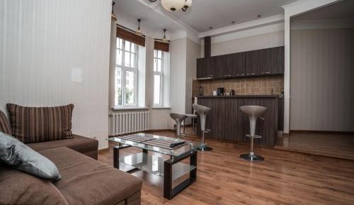 Deluxe Two-Bedroom Apartment