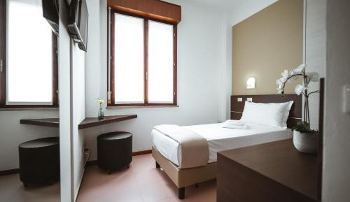 Single Room with Private Bathroom