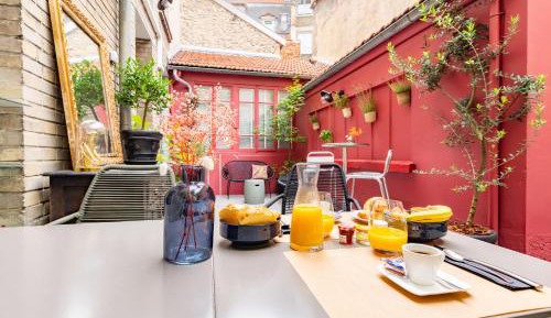 Triple Room (2 Adults + 1 Child)