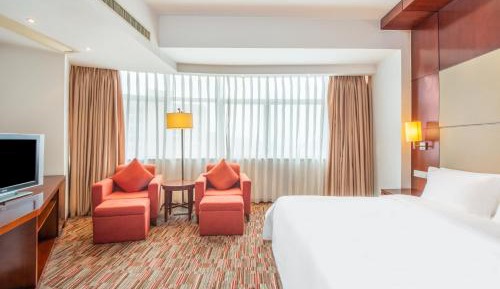 One-Bedroom King Suite