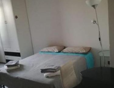 Deluxe Room (2 Adults + 1 Child)