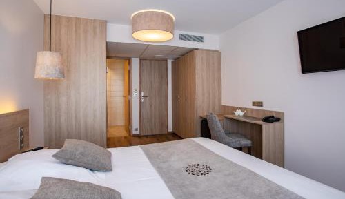 Hotel Principal - Twin Room with Shower (Acces Spa compris)