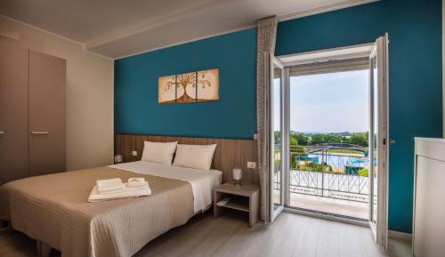 Large Double Room