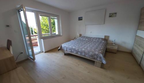 Double Room with Private External Bathroom