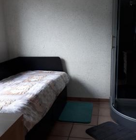 Standard Single Room with Shower