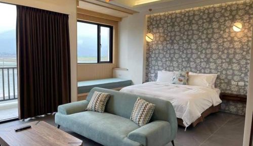 Queen Room with Balcony