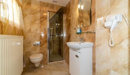 Triple Room with Bathroom