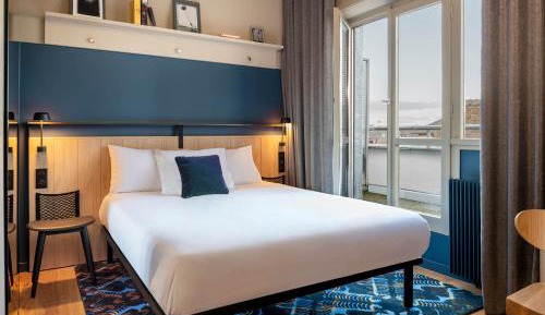 Deluxe Double Room with Balcony