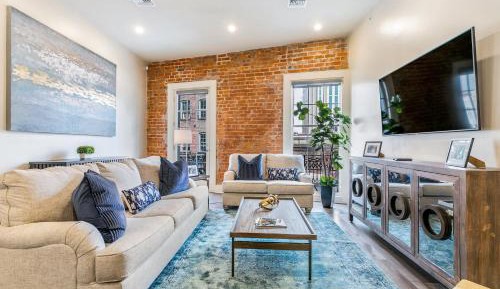 Apartment with Garden View