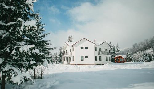 Eight-Bedroom House