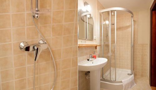 Single Room with Private Bathroom