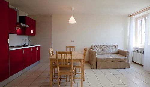 One-Bedroom Apartment