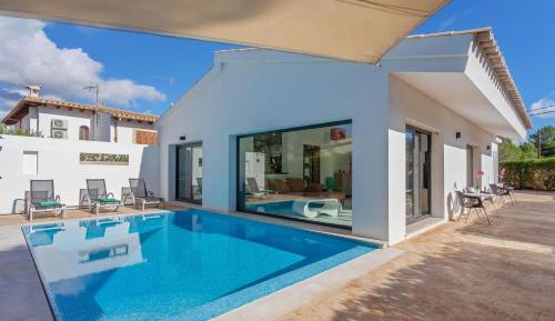 Villa with Private Pool