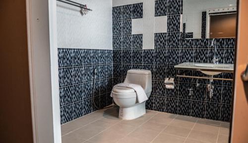 Grand Deluxe River View