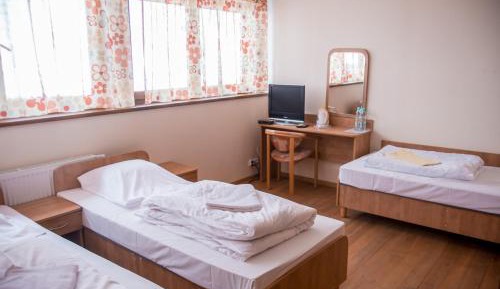 Triple Room with Private Bathroom