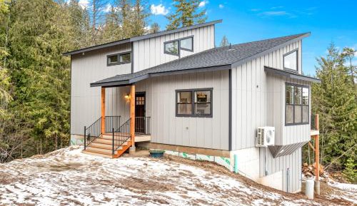 Two Bedroom Holiday Home