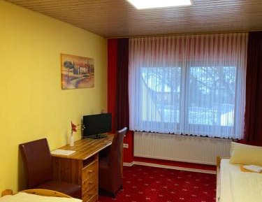 Twin Room with Shower